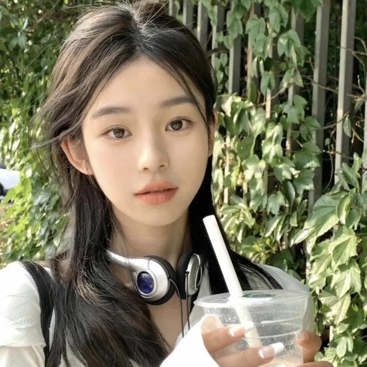 小小巨人